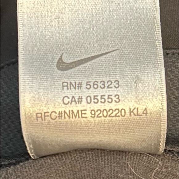 Nike workout crop top, black, women’s, size small (4-6) - Picture 8 of 10